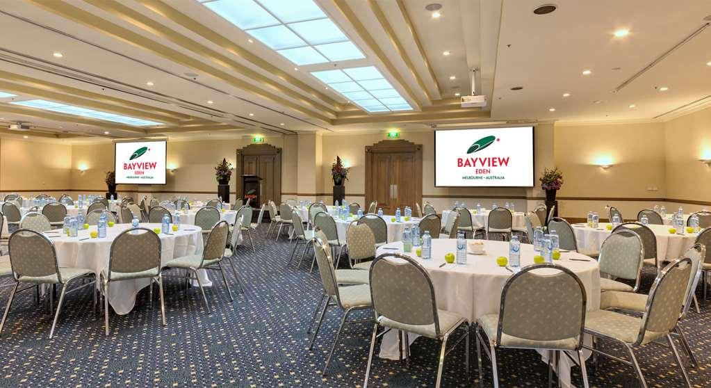 Bayview Eden Melbourne Hotel Restaurant photo