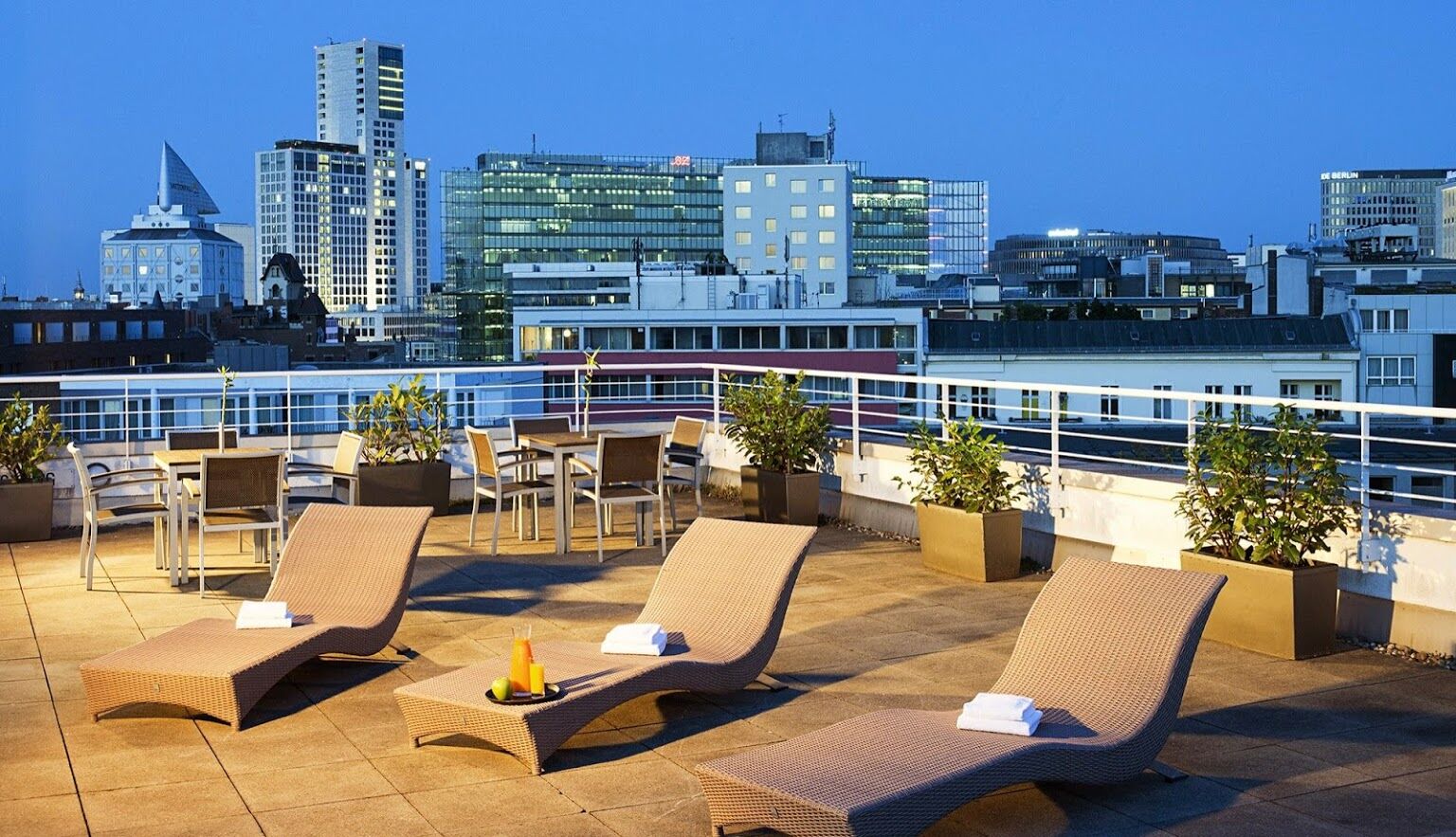 Bayview Eden Melbourne Hotel Exterior photo